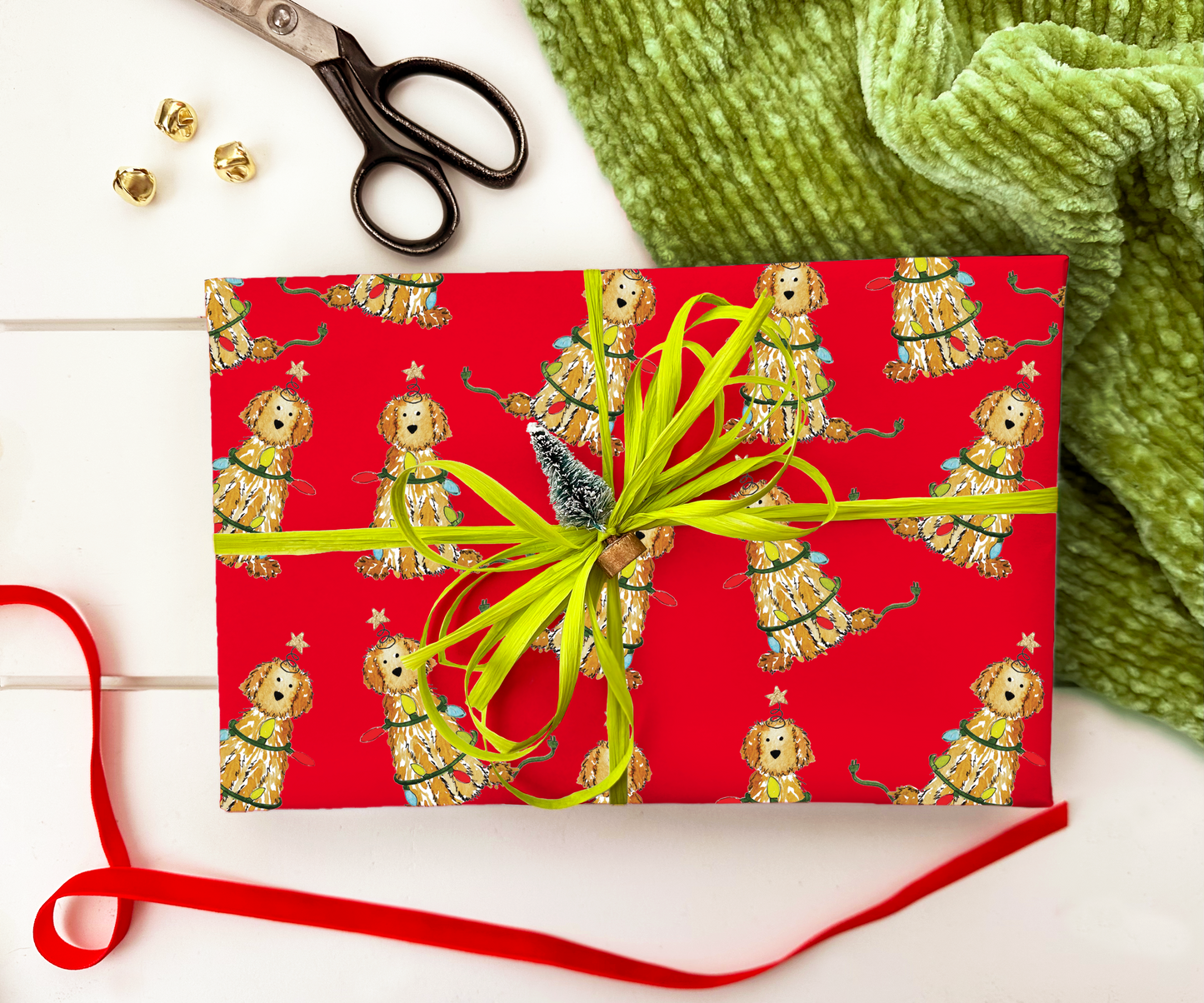 Festive Christmas Apricot Doodle Gift Wrap - Red